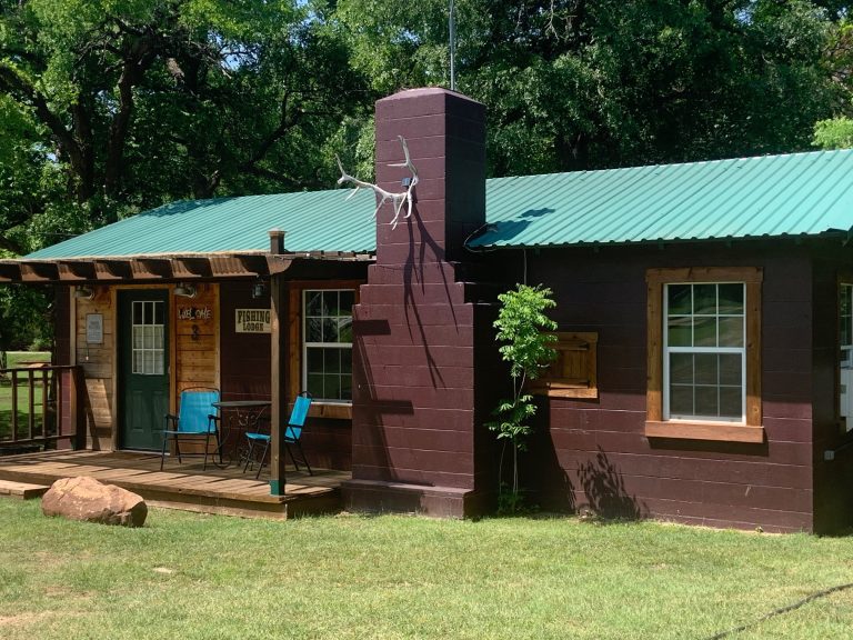 redcanoelodge 768x576